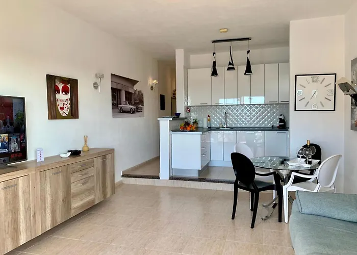 Mit Aussicht Auf Und Klippen By Interhome Lägenhet