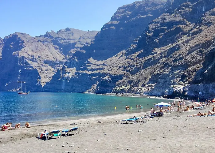 Mit Aussicht Auf Und Klippen By Interhome *